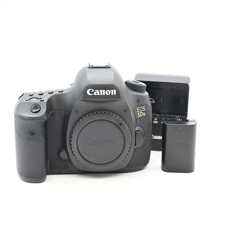 Canon EOS 5DS 50.6MP Digital SLR Camera Body DSLR