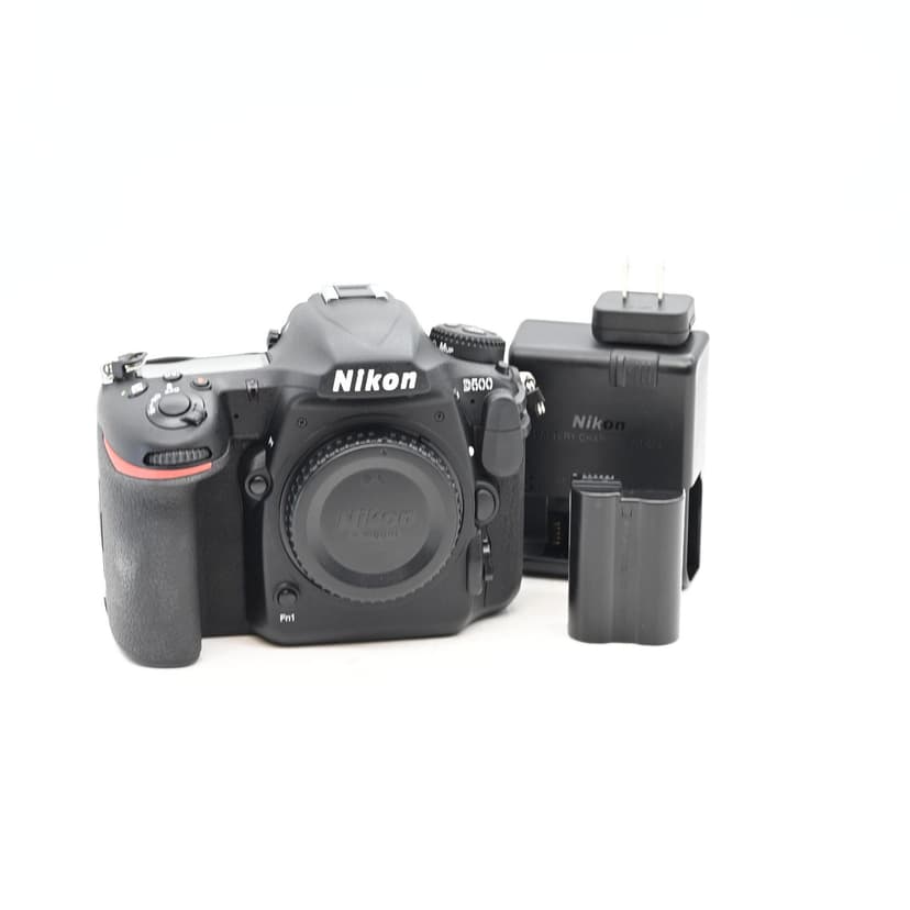 Nikon D500 DSLR 20.9MP Digital Camera Body