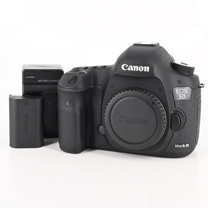 Canon EOS 5D Mark III 22.3MP Digital SLR Camera Body
