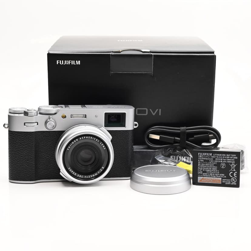 Fujifilm X100VI 40.2MP Digital Camera w/23mm f2 Lens