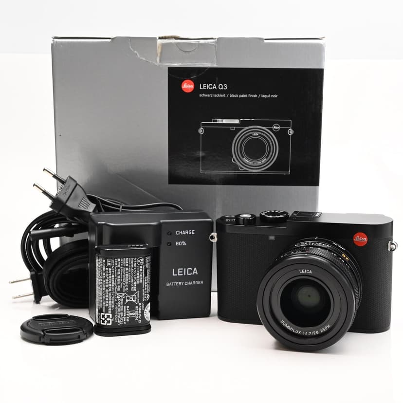 Leica Q3 60MP Digital Camera with 28mm f1.7 Summilux ASPH Lens