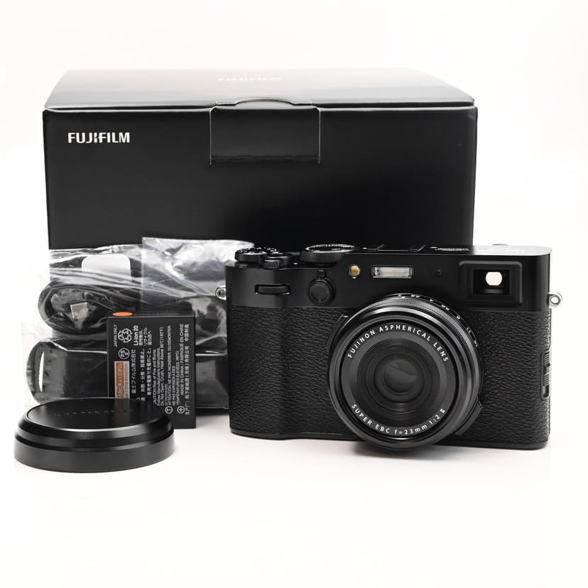 Fujifilm X100VI 40.2MP Digital Camera w/23mm f2 Lens
