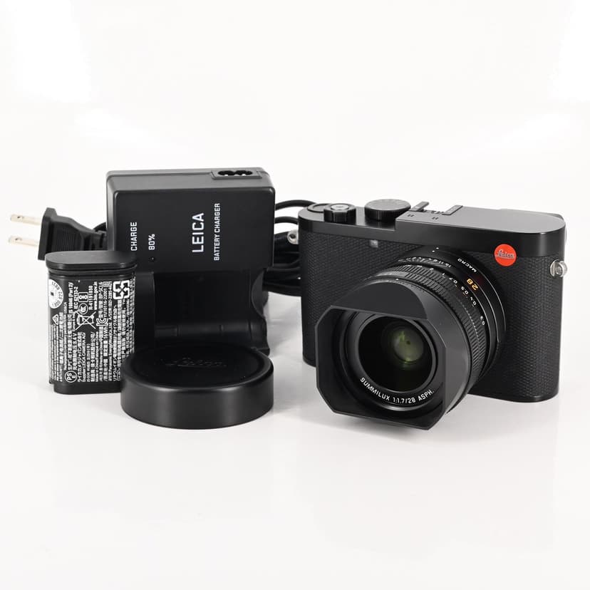 Leica Q3 60MP Digital Camera with 28mm f1.7 Summilux ASPH Lens