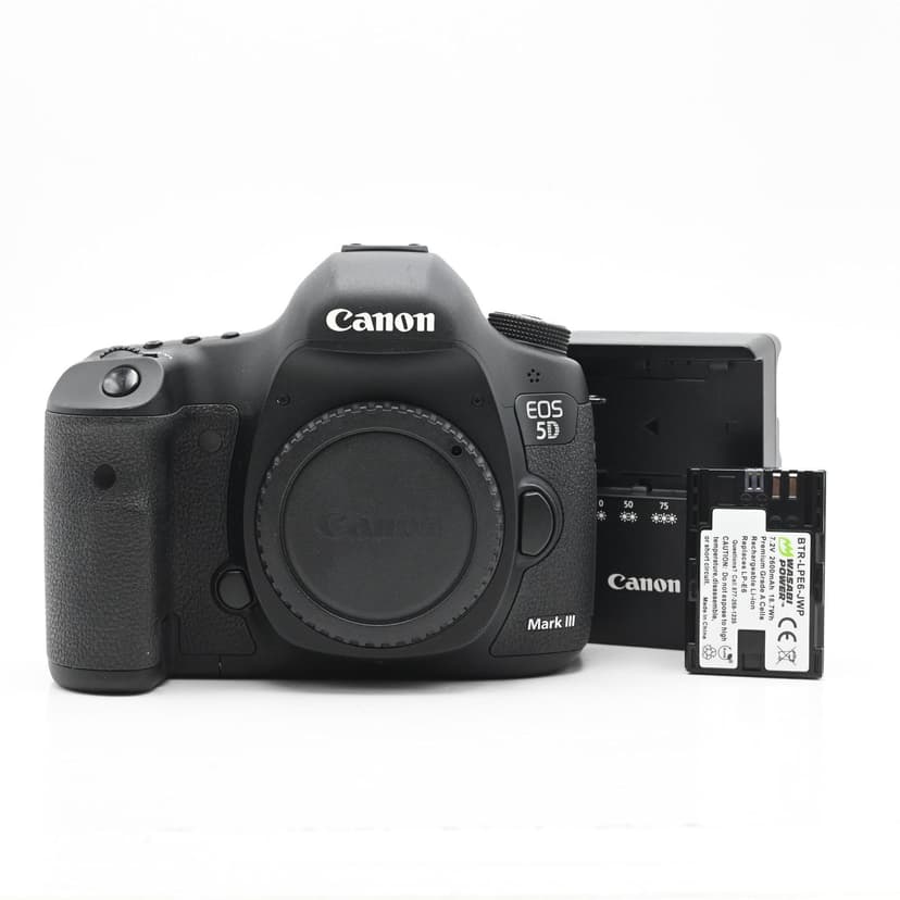 Canon EOS 5D Mark III 22.3MP Digital SLR Camera Body