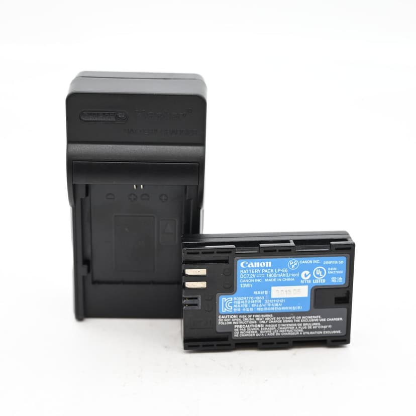 Canon EOS 5D Mark IV 30.4MP DSLR Camera Body