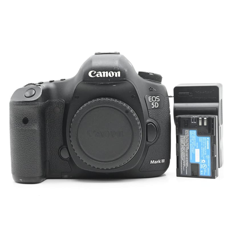 Canon EOS 5D Mark III 22.3MP Digital SLR Camera Body