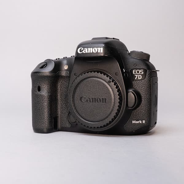 Canon 7D Mark II Body Only