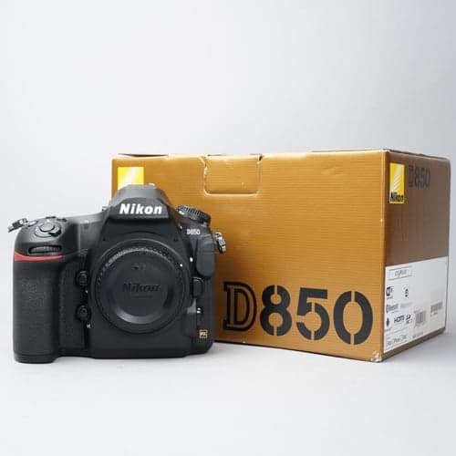 Nikon D850