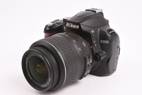 Nikon D3000 w/18-55mm