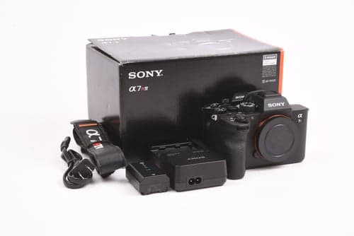 Sony A7R IV Body