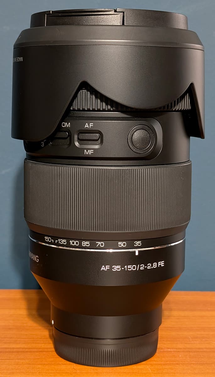 FS: Samyang 35-150 f2-2.8 Sony E mount & Lens station