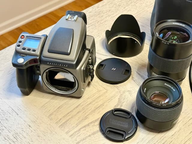 FS: Hasselblad H3D 39MP medium format kit and 500 C/M kit