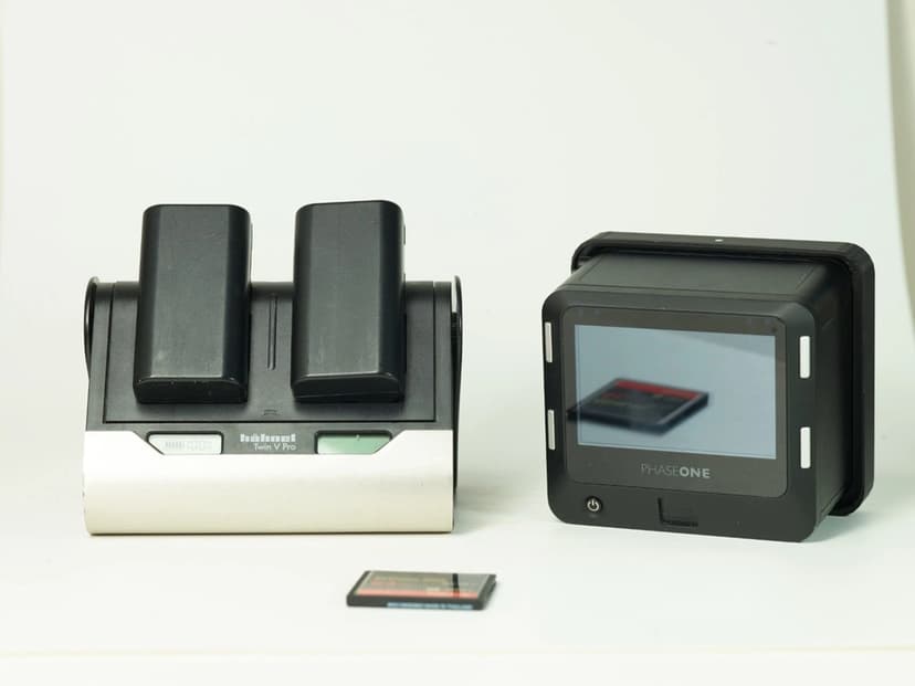 FS: Phase One IQ250 Digital Back