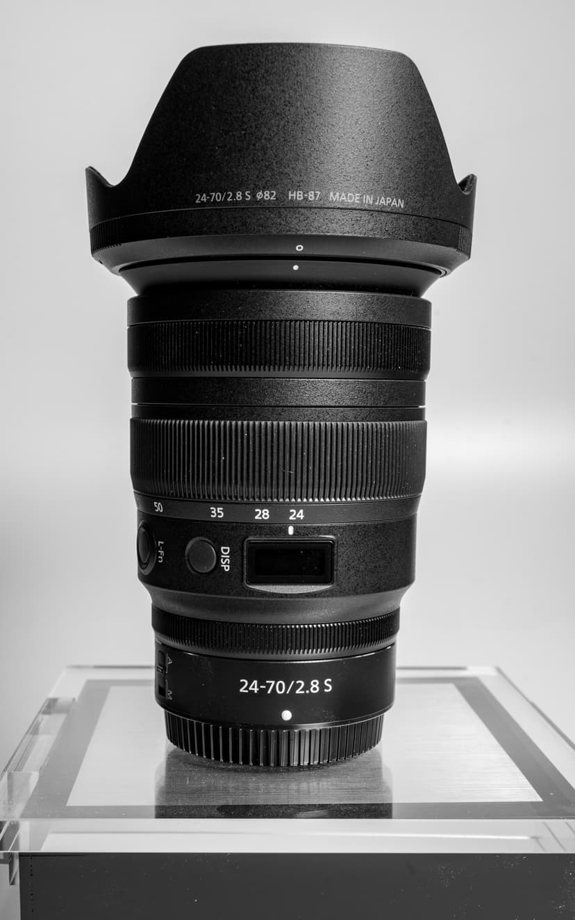 FS: Nikon Nikkor Z 24-70mm f/2.8 S Lens