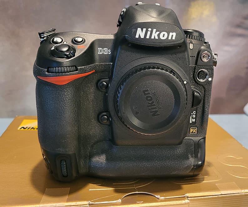 FS: Nikon D3s body PRICE DROP