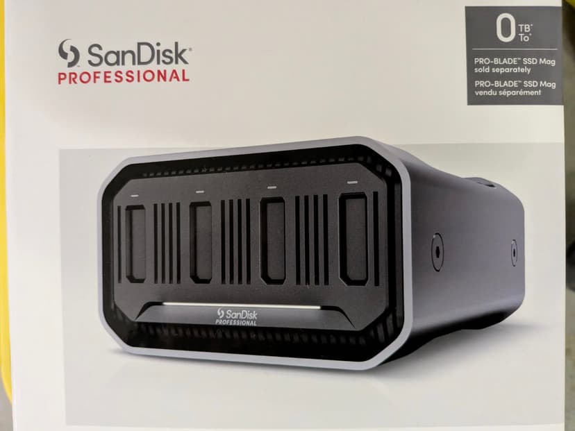 FS: 16TB SanDisk Blade Station + Transport