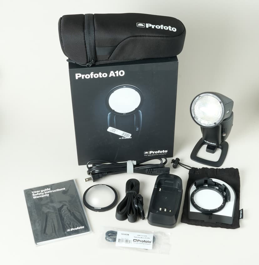 FS: *$750*Profoto A10 Flash for Nikon - Boxed Complete