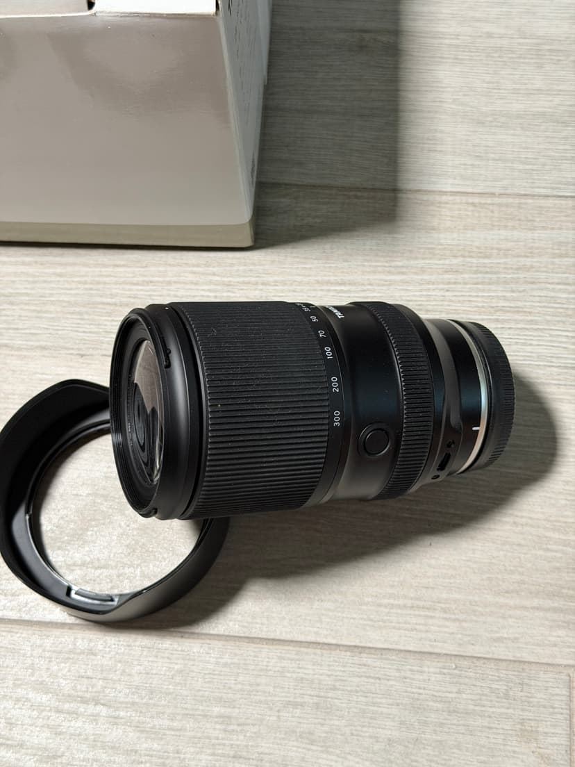 FS: Tamron 28-300 f4-7.1 Di III VC VXD for Sony E
