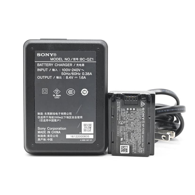 Sony Alpha a7 III Mirrorless 24.2MP Digital Camera Kit w/ 28-70mm Zoom Lens