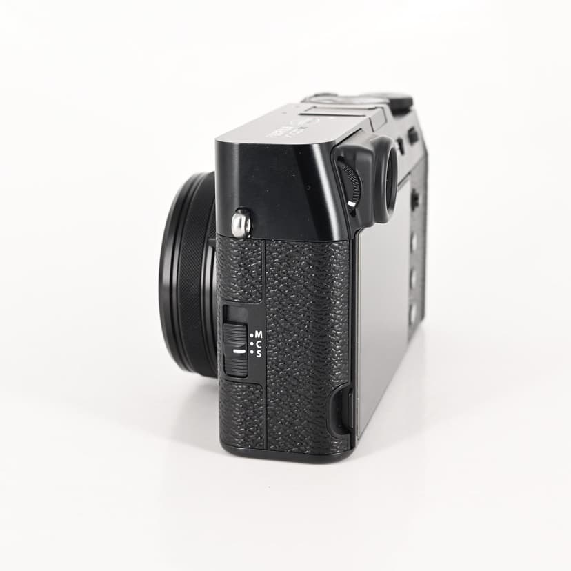 Fujifilm X100VI 40.2MP Digital Camera w/23mm f2 Lens