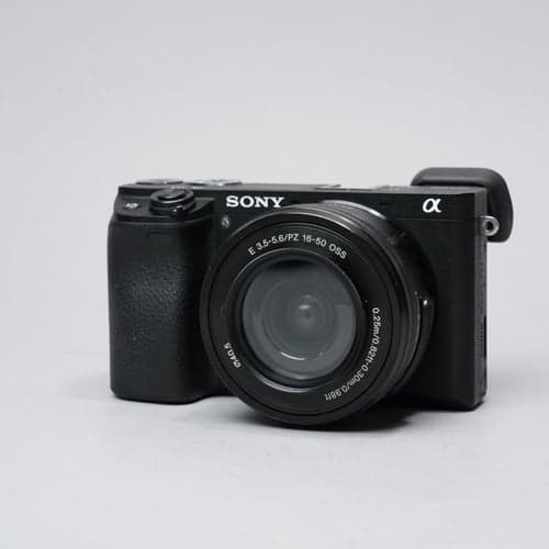 Sony Alpha A6300 w/16-50mm Lens
