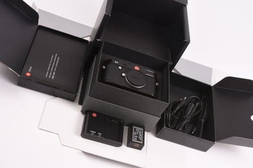 Leica M 10770 Body (Black)