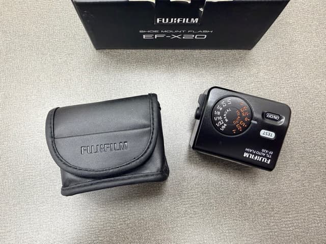 FS: Fujifilm EF-X20 Shoe Mount Flash for Fujifilm