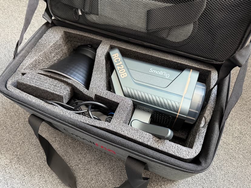 FS: Smallrig RC120B COB Light - Like New with Case