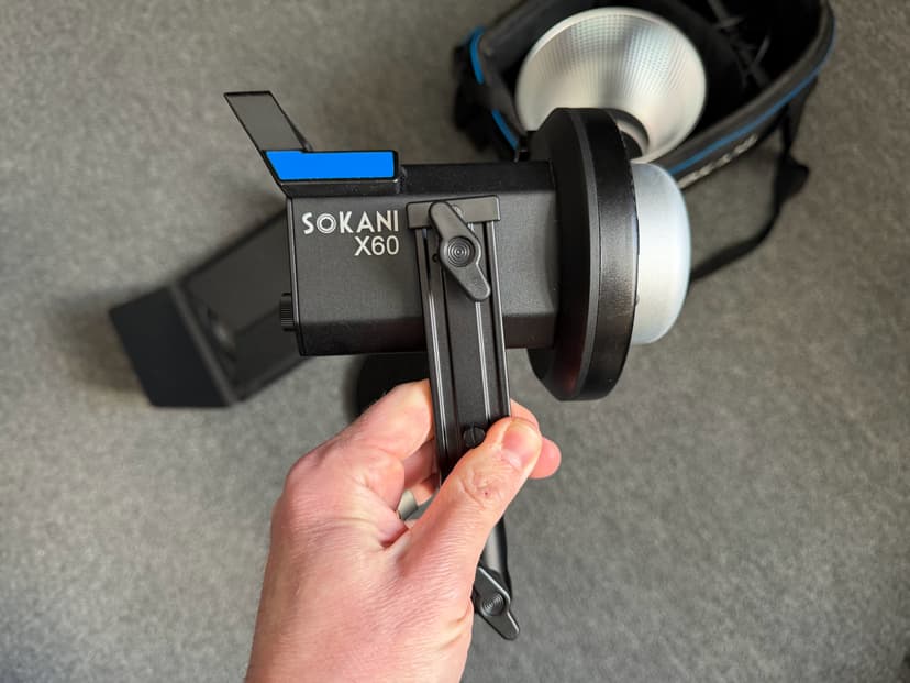 FS: Sokani X60 60 Watt COB Light with Barn Doors / Gels / Grid