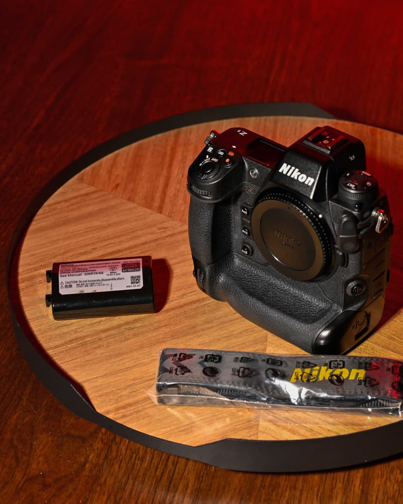 FS: Nikon Z9 Camera Body (2 OEM batteries, 66k shutter, USA model)