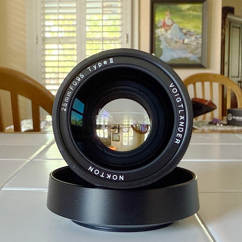 FS: REDUCED: OM Mount Voightlander 25mm f 0.95. II (micro-four thirds mo...